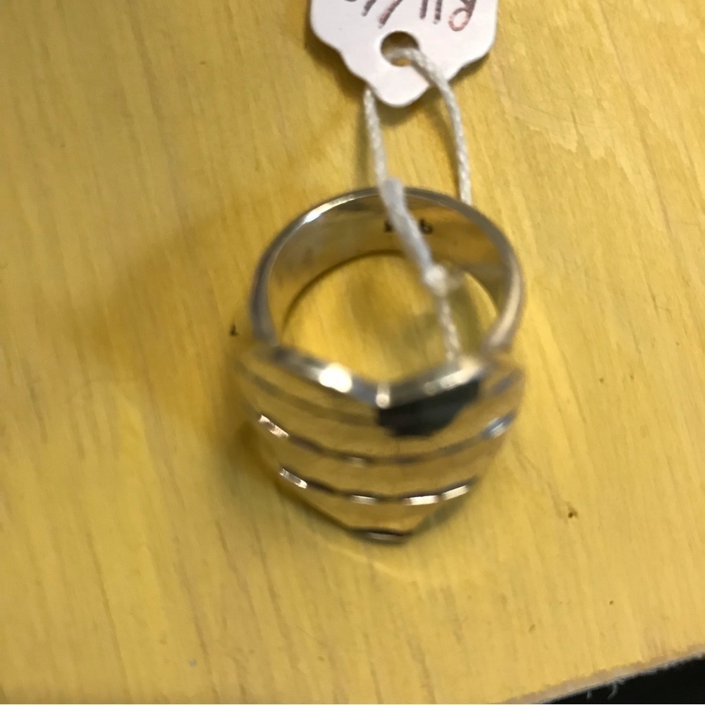 ▪️Sterling Silver Heart Ring - Picture 4 of 7